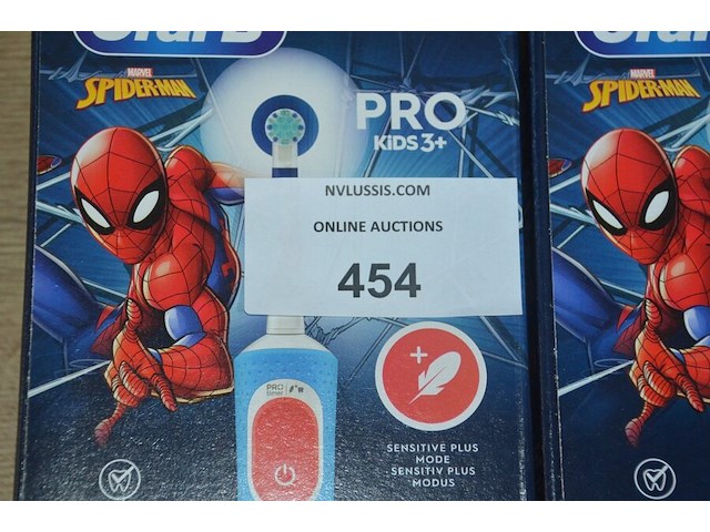 2 elektrische tandenborstels braun oral b pro kids 3+ spider man (b435) - afbeelding 2 van  4