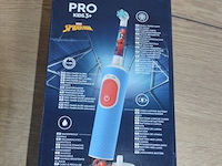 2 elektrische tandenborstels braun oral b pro kids 3+ spider man (b435) - afbeelding 4 van  4