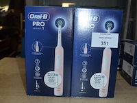 2 elektrische tandenborstels braun oral b pro series 1 pink (b435) - afbeelding 1 van  5