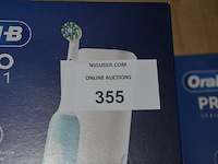 2 elektrische tandenborstels braun oral b pro series 1 travel edition caribbean blue (b435) - afbeelding 2 van  4