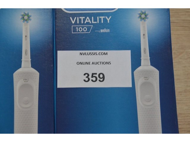 2 elektrische tandenborstels braun oral b vitality 100 white (b435) - afbeelding 2 van  4