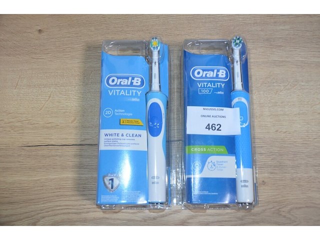 2 elektrische tandenborstels braun oral b vitality bue (b435) - afbeelding 1 van  2