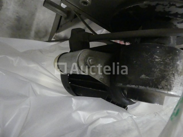 2 elektrische transportbanden - afbeelding 1 van  9