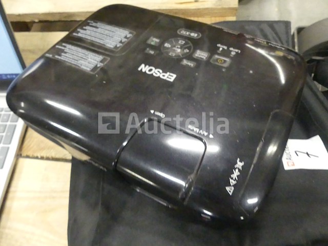 2 epson videoprojectoren - afbeelding 1 van  17
