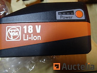 2 fein-accu's en een oplader - afbeelding 9 van  10