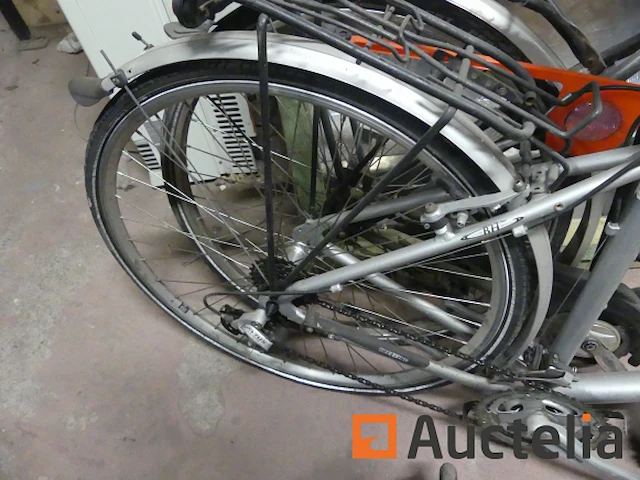 2 fietsen (zonder voorwiel), step - afbeelding 10 van  13