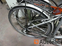 2 fietsen (zonder voorwiel), step - afbeelding 10 van  13