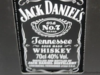 2 flessen à 70cl whisky jack daniels in gzschenkverpakking - afbeelding 2 van  2