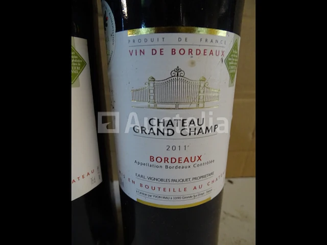 2 flessen bordeaux château grand champ 2011 - afbeelding 3 van  4