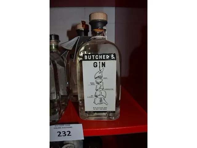 2 flessen butchers gin 70cl, 2 flessen meyers gin lime jade 50cl, 4 flessen meyers gin first class 50cl (645,646,647) - afbeelding 3 van  4