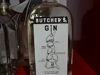 2 flessen butchers gin 70cl, 2 flessen meyers gin lime jade 50cl, 4 flessen meyers gin first class 50cl (645,646,647) - afbeelding 3 van  4