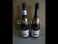 2 flessen champagne brut charles lafitte tradition grande cuvée - afbeelding 1 van  4