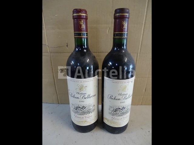 2 flessen graves de vayres château pichon bellevue 1990 - afbeelding 1 van  4