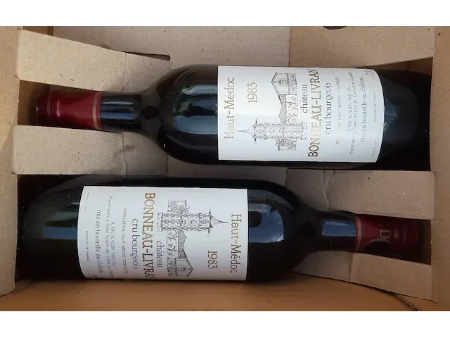 2 flessen haut-médoc 1983 - afbeelding 3 van  3