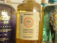 2 flessen ibisensa gin 50cl, 4 flessen original pure gin 70cl, 3 flessen gin s72 70cl (654,655,656) - afbeelding 4 van  5