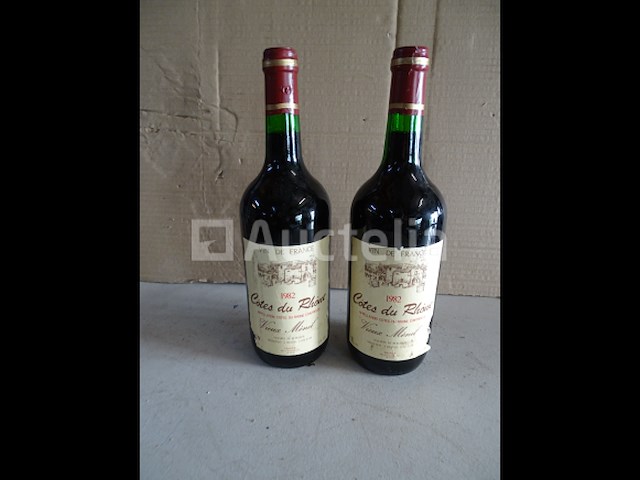 2 flessen van 1 l côtes du rhône vieux menil 1982 - afbeelding 3 van  3