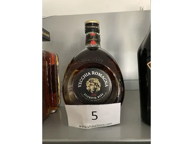 2 flessen veccchia romagna - afbeelding 1 van  2