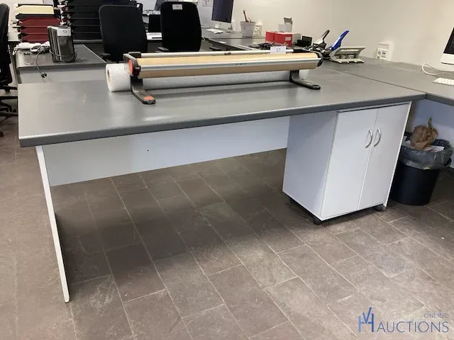 2 formica bureaus - afbeelding 2 van  4
