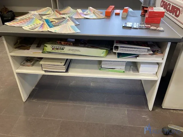 2 formica bureaus - afbeelding 3 van  5