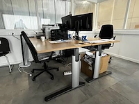 2 formica houten bureautafels vario - afbeelding 1 van  9