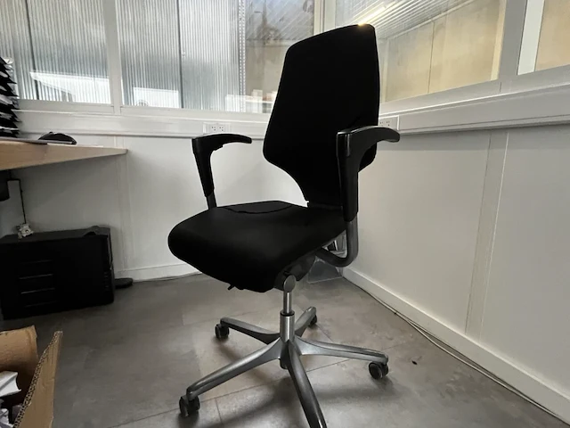 2 formica houten bureautafels vario - afbeelding 7 van  9