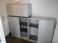 2 formica kasten 2legborden schuifdeuren - afbeelding 1 van  1