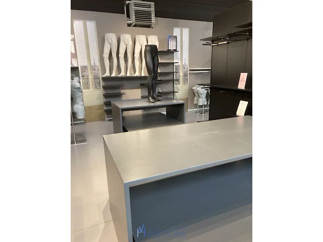 2 formica winkelopstellingen - afbeelding 3 van  4
