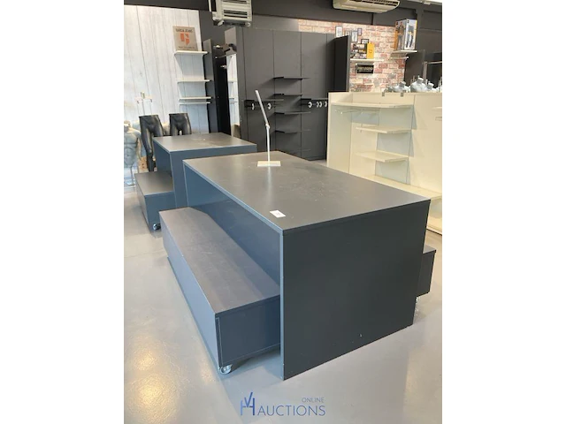 2 formica winkelopstellingen - afbeelding 1 van  3
