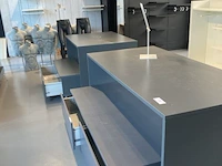 2 formica winkelopstellingen - afbeelding 3 van  3