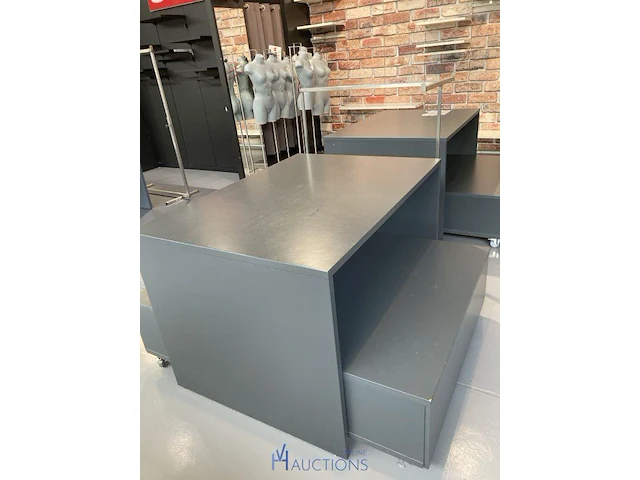2 formica winkelopstellingen - afbeelding 1 van  3