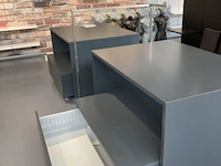 2 formica winkelopstellingen - afbeelding 2 van  3