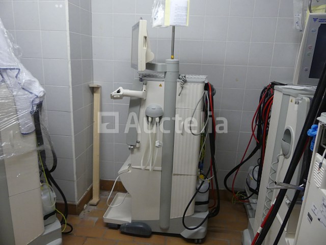 2 fresenius 5008 dialyse generatoren (5veadf56 + 5veadf70) - afbeelding 14 van  17