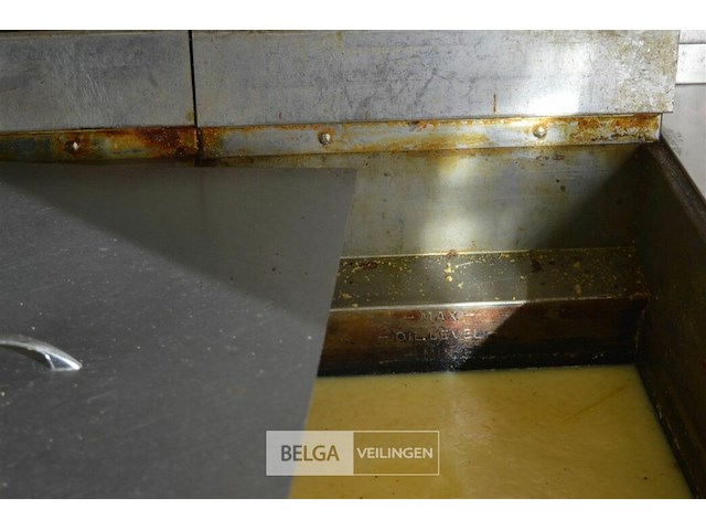 2 friteuse op aardgas demonteren - afbeelding 4 van  5