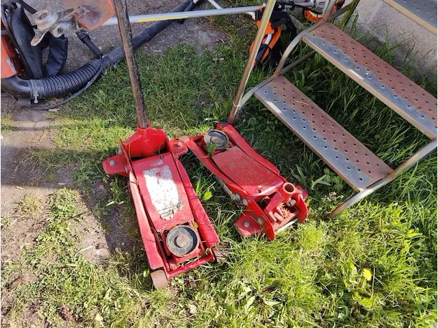 2 garagekrikken capaciteit 2500kg - afbeelding 1 van  5