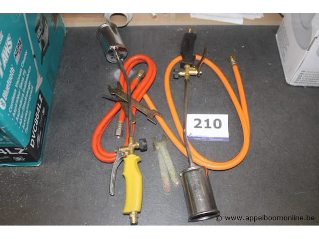2 gasbranders - afbeelding 1 van  1