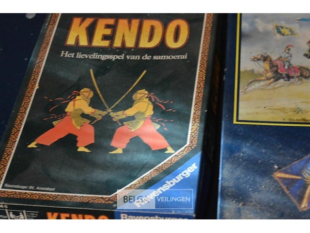 2 gezelschapspelletjes - afbeelding 2 van  3