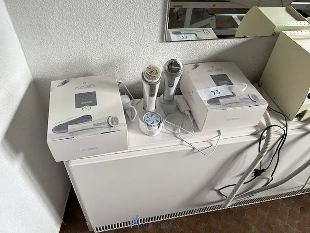 2 gezichtsreinigingstoestellen zeitgard - afbeelding 1 van  8