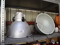 2 grijs industriele hanglampen - afbeelding 1 van  5
