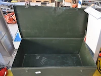 2 groen ijzeren kisten - afbeelding 5 van  5