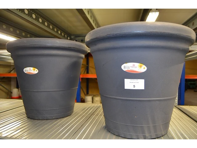 2 grote bloempot marchioro 50 liter antraciet - afbeelding 1 van  3