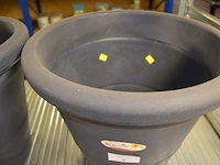 2 grote bloempot marchioro 50 liter antraciet - afbeelding 2 van  3