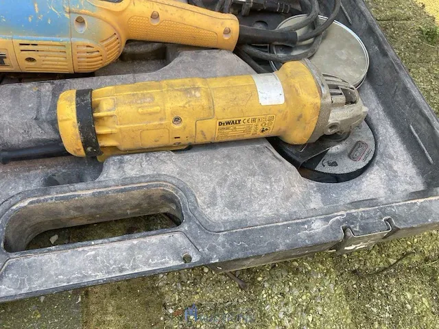 2 haakse slijpmolens dewalt - afbeelding 4 van  6