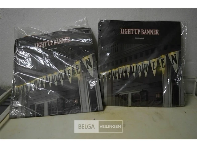 2 halloween banner met licht 520cm - afbeelding 1 van  3