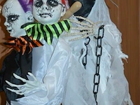 2 halloween deco poppen - afbeelding 3 van  5