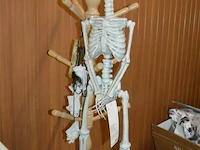 2 halloween deco skelet - afbeelding 1 van  4