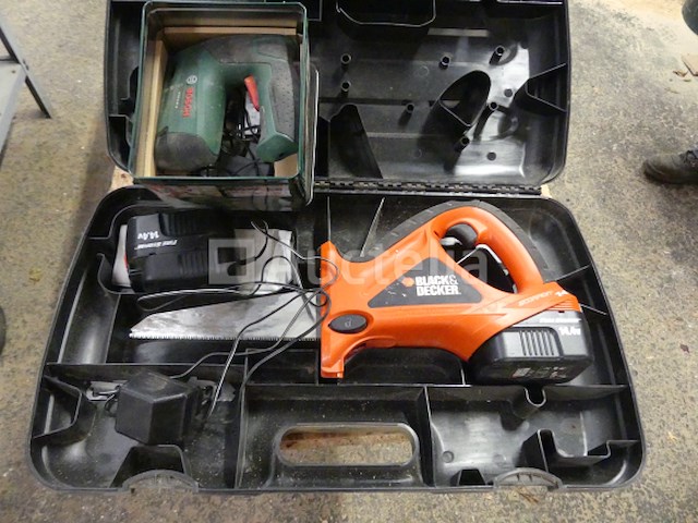 2 handgereedschap op batterijen - afbeelding 1 van  15