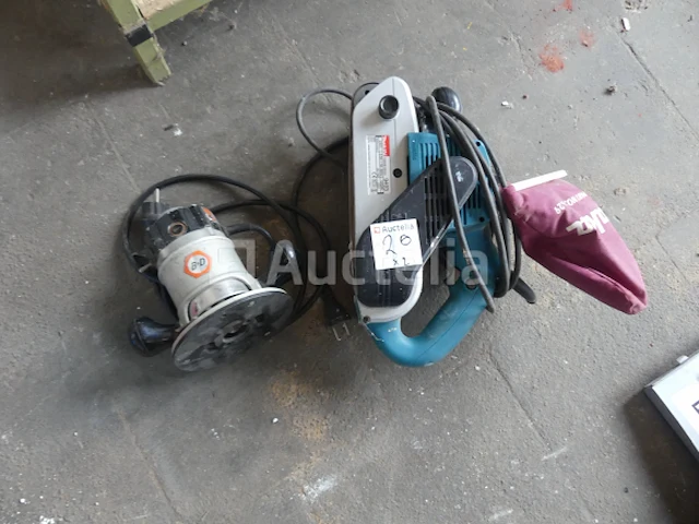 2 handgereedschap - afbeelding 2 van  8