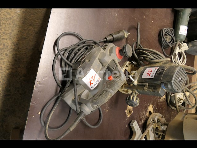 2 handgereedschap - afbeelding 1 van  5