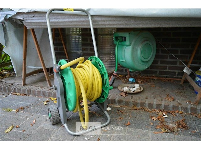 2 haspels voor tuinslang - afbeelding 1 van  3
