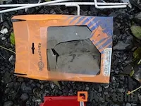 2 hek elektrificatoren, tape 200 m, staken, isolatoren, - afbeelding 6 van  17